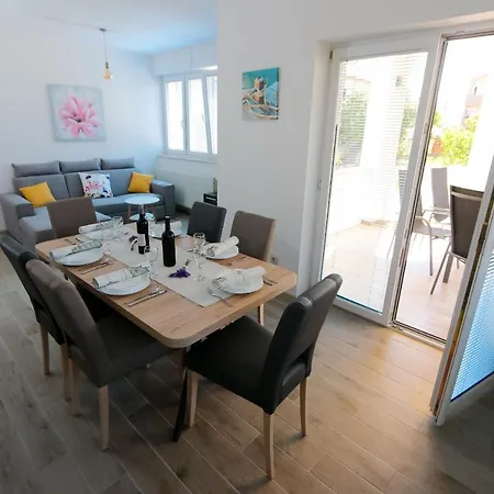 Apartment Masline *